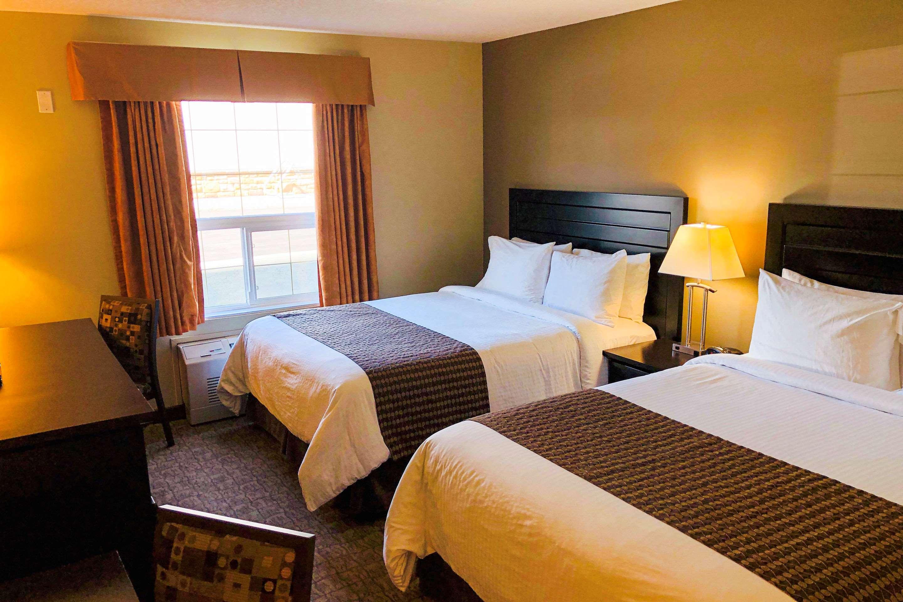 Econo Lodge Okotoks Εξωτερικό φωτογραφία