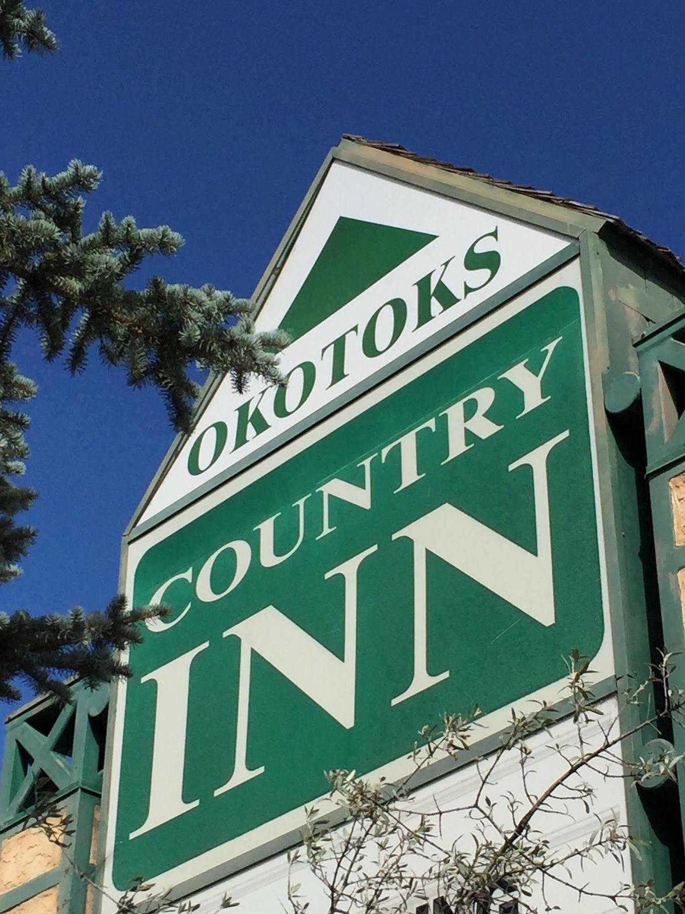 Econo Lodge Okotoks Εξωτερικό φωτογραφία